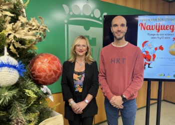 La plaza de la Constitución acoge la XXI edición del concierto de villancicos de Residentes Internacionales