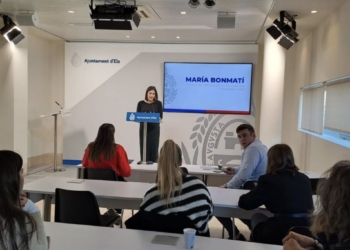 Elche incluye localidades, tramos y colas adaptadas para personas con discapacidad en Navidad