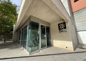 La OMIC del Ayuntamiento de San Vicente del Raspeig ayuda a dos vecinos mayores de 70 años a recuperar más de 50.000 euros