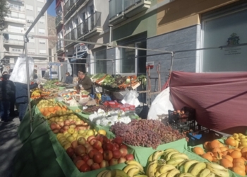 El mercado de Calvo Sotelo se traslada a la Plaza de la Soledad por las obras en la red de saneamiento