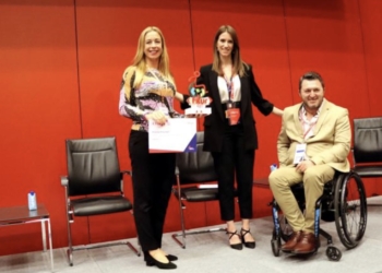 Benidorm recibe un premio como destino nacional más inclusivo