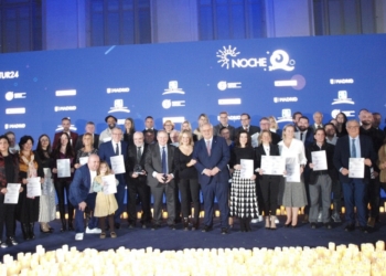 La alcaldesa recoge la Q de Calidad para Xàbia