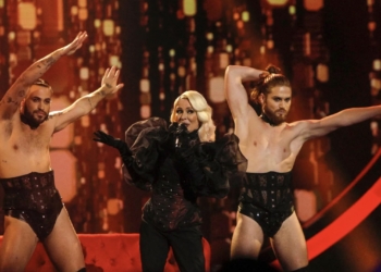 Nebulossa desata la locura en la primera semifinal del Benidorm Fest