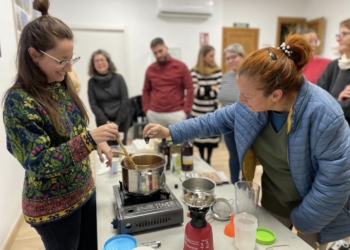 Más de medio centenar de personas han participado en los cursos del Centro de Interpretación del Palmeral de Orihuela