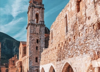 Valle digno para un monasterio