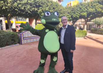 «Trabajamos para crear un gran eje comercial potente en Orihuela»