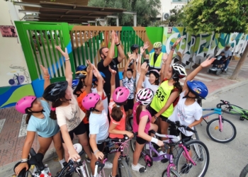 A dos ruedas por calles y montañas