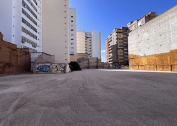 Villena abre el aparcamiento acondicionado de la calle Cristóbal Amorós para 60 vehículos