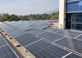 Justicia instala 167 paneles solares fotovoltaicos para autoconsumo de la sede judicial de Benidorm