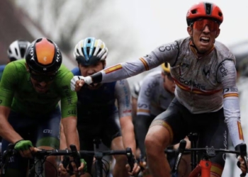 Héctor Álvarez se impone en la Guido Reybrouck Classic