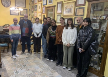 Regresa a Torrevieja el alumnado del máster Comincrea de la UA