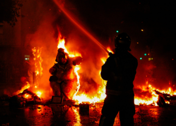 Arte (efímero), pólvora y otros imprescindibles para vivir las Fallas