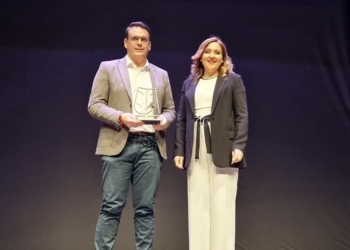 El alcalde de Mutxamel, Rafael García Berenguer, galardonado por la Federación de Teatro Amateur con un Premio Tablas