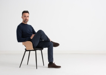 «Trabajo tanto que ni escucho la música que hago, eso es muy egocéntrico»