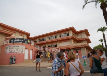 Educación programa jornadas de puertas abiertas en los colegios e institutos de Crevillent