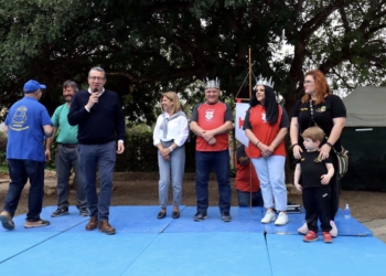 Los Moros y Cristianos de Benidorm presentan a sus cargos festeros para 2024