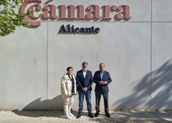 Villena y la Cámara de Alicante acuerdan un plan para reactivar el Vivero de Empresas