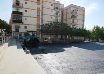 Deportes invierte casi 40.000 euros para renovar la pista de baloncesto de Ronda Sur