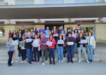 La EOI se planta frente a los recortes