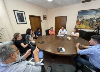 La alcaldesa mantiene su compromiso con los comercios sobre la semi peatonalización del centro