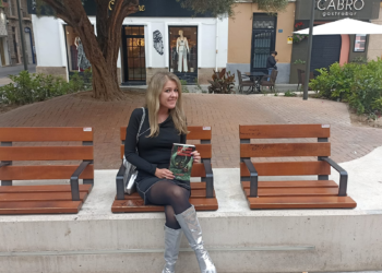 «Me han dicho que mis libros tienen un formato muy televisivo»