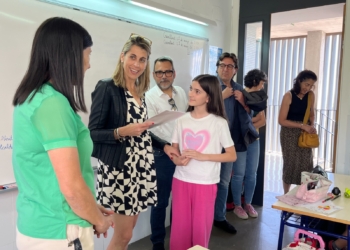 “Soy la pera”, el relato de una niña de Crevillent que visibiliza y emociona a toda la comunidad educativa