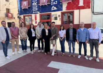 La Tourist Info de Petrer lanza una acción promocional para los festeros