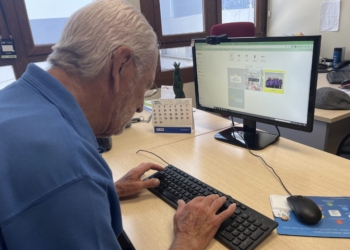 Participación Ciudadana organiza un taller de informática para ayudar a las personas mayores