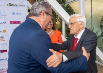 Benidorm acoge la I Gala solidaria Benín-África de Mensajeros por la Paz