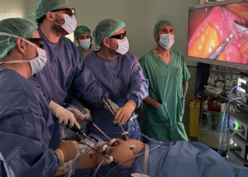 El Hospital General de València y el de Sagunto introducen una nueva técnica quirúrgica para el tratamiento de la obesidad mórbida