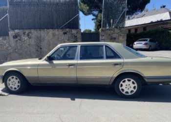 Llega a Alcoy el coche de Camilo Sesto que el heredero ha cedido para el Museo
