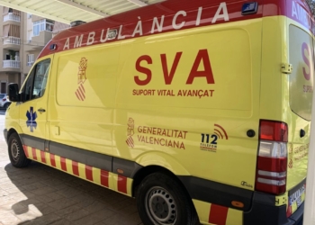 Elche garantiza la cobertura sanitaria durante este verano con una nueva ambulancia medicalizada en la zona Carrús-Toscar