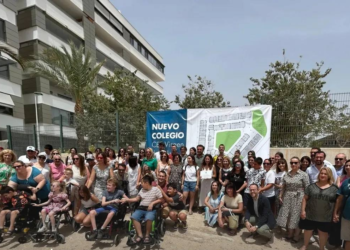 Elche retirará el fibrocemento que queda en los últimos centros educativos