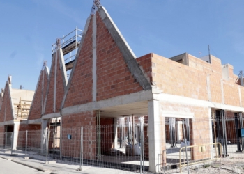Las obras del Centro Cívico de El Cabanyal avanzan tras su paralización con el gobierno municipal anterior