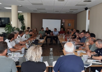 Los efectivos que prestarán servicio al Castell de L’Olla se reúnen para ultimar el dispositivo de seguridad