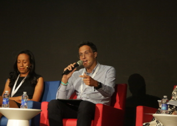 «Los que están enganchados a los estímulos rápidos, en clase se aburren»