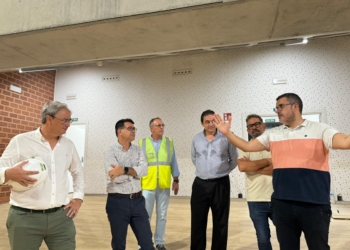 El avance de las obras en el Auditorio Municipal de San Vicente permitirá su reapertura al público el próximo mes de noviembre