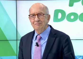 «Le ganamos terreno cada día al cáncer, pero el final está muy lejos»