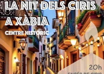 Xàbia celebra la I “Nit dels ciris” en el Centro Histórico