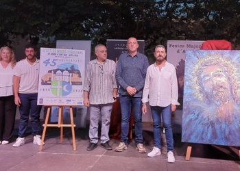 Joan Llobell y Salvador Gomis, autores de los carteles de las Fiestas Patronales de Altea 2024