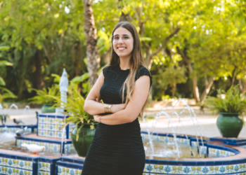 «Es mágico subir al escenario rodeados de palmeras, recreando otra época»