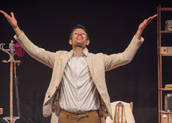 «Paramos el tiempo del público, para que entren en una historia y la gocen»