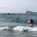 Más de 300 nadadores completan la travesía a nado entre l’Illa y el Puerto de Benidorm