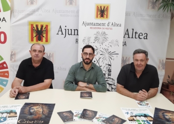 Altea celebra sus Fiestas Patronales en honor al Santísimo Cristo del Sagrario y de Moros y Cristianos