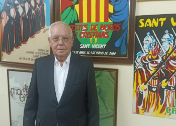 «Fuimos treinta barraquers los que empezamos con los Moros y Cristianos»