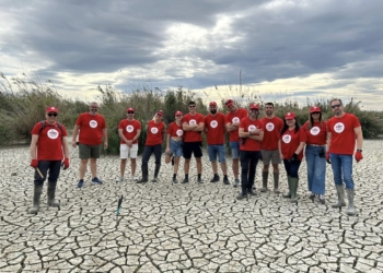 Cerca de 80 empleados de CCEP participan en actividades de voluntariado corporativo en Valencia
