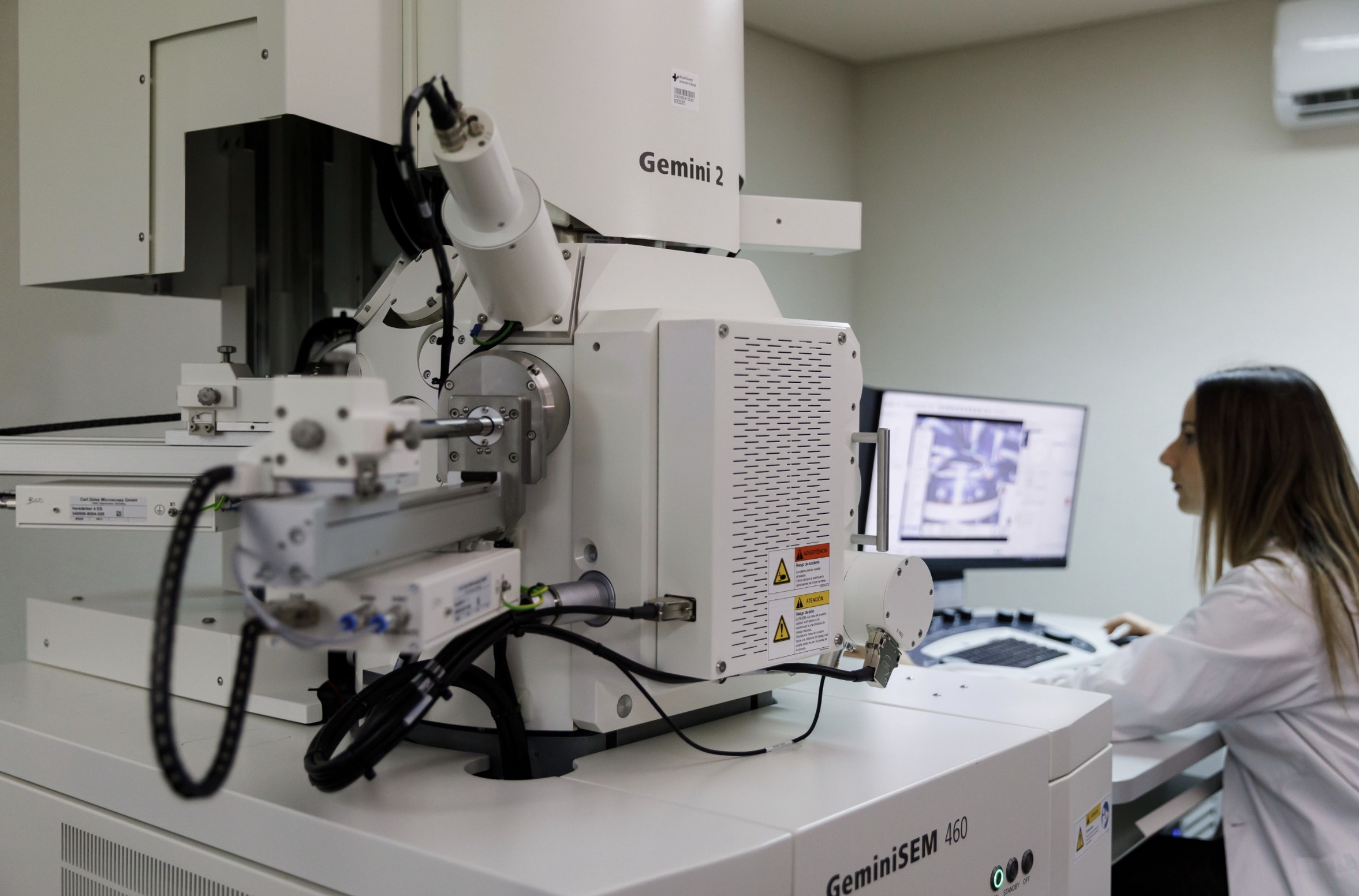 They are creating an electron microscopy apparatus for performing high-resolution 3D biopsies.