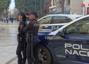 El alcalde destaca el compromiso del gobierno municipal con la inversión en seguridad