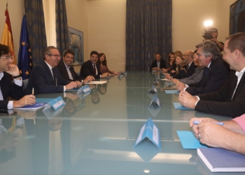 La Comisión Mixta Institucional del Centro de Congresos de Alicante se reúne para avanzar en la ejecución del proyecto