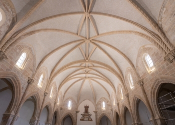 La Universitat de València inaugura una exposición en Utiel sobre la restauración de la Iglesia de Nuestra Señora de la Asunción